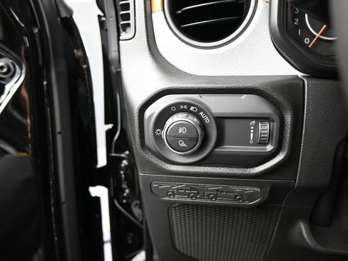 New 2026 Jeep Gladiator Sport image 24