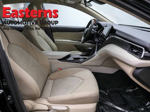 Used 2023 Toyota Camry LE image 22