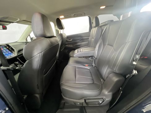 Used 2023 Subaru Ascent Limited AWD/4WD image 23