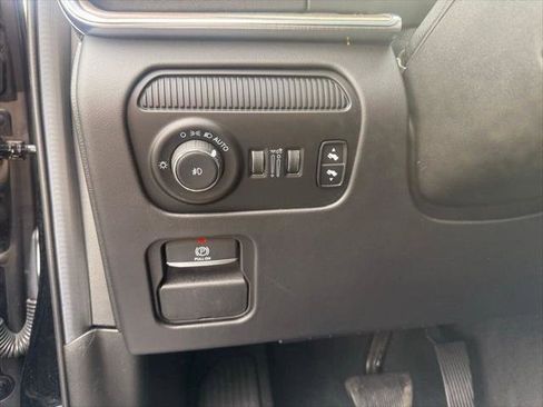 Certified 2022 Jeep Grand Wagoneer Series II AWD/4WD image 15