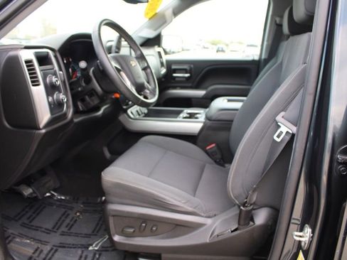 Used 2018 Chevrolet Silverado 1500 LT w/ All Star Edition image 15