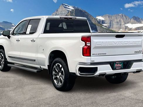 Used 2022 Chevrolet Silverado 1500 High Country w/ Z71 Off-Road Package image 13