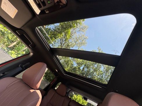 New 2025 Mitsubishi Outlander SEL image 38