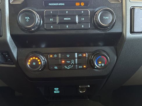 Used 2020 Ford F250 XL w/ STX Appearance Package image 42