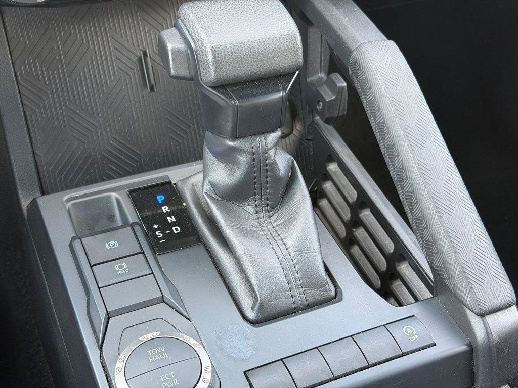 Used 2024 Toyota Tacoma SR5 RWD image 19