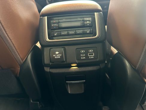 Used 2024 Subaru Ascent Touring AWD/4WD image 15