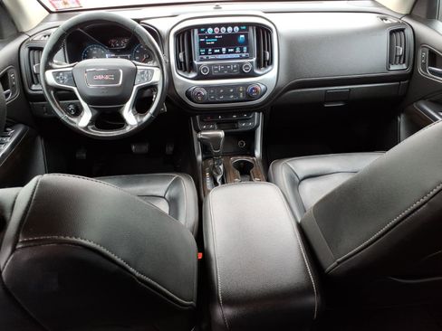 Used 2018 GMC Canyon SLT image 12