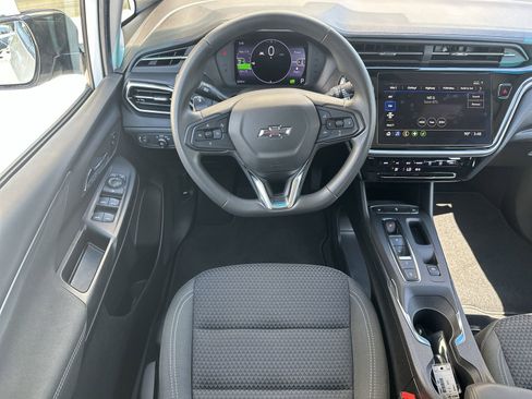 Used 2023 Chevrolet Bolt LT w/ Driver Confidence Package FWD image 17