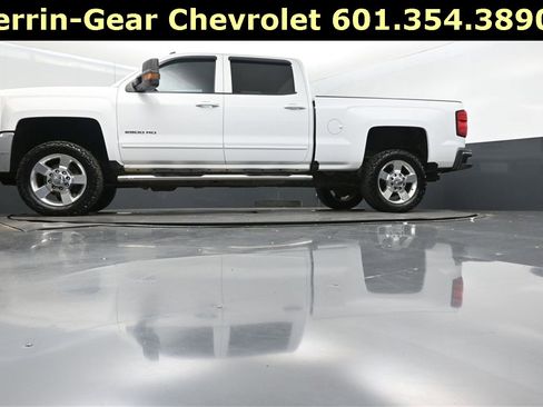 Used 2016 Chevrolet Silverado 2500 LT image 36