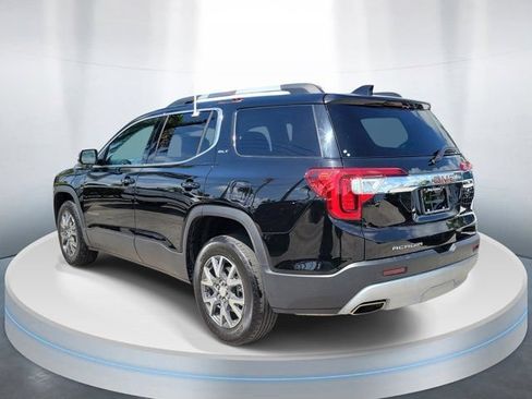 Used 2023 GMC Acadia SLT FWD image 3