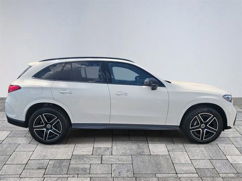 Certified 2025 Mercedes-Benz GLC 300 4MATIC image 8