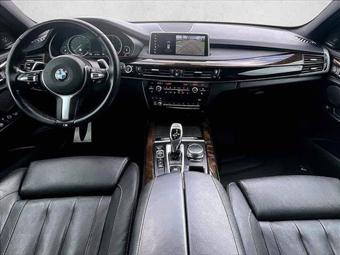 Used 2018 BMW X5 xDrive50i AWD/4WD image 15