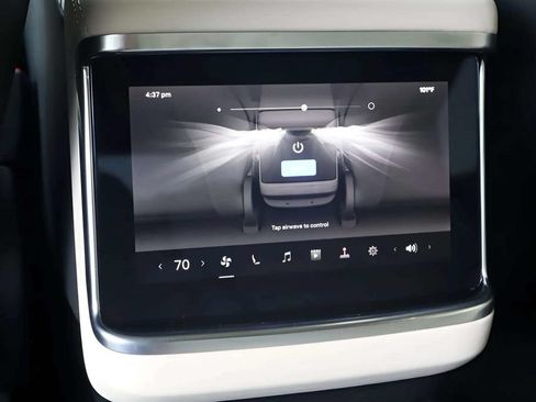 Used 2022 Tesla Model S AWD/4WD image 11