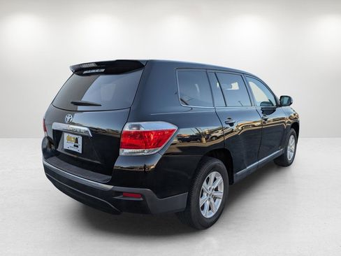 Used 2011 Toyota Highlander 2WD image 5