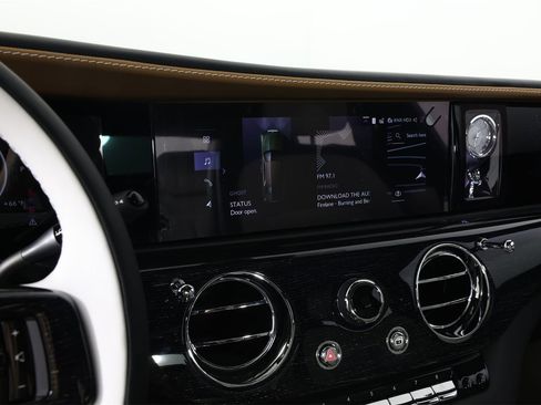 New 2026 Rolls-Royce Ghost image 13