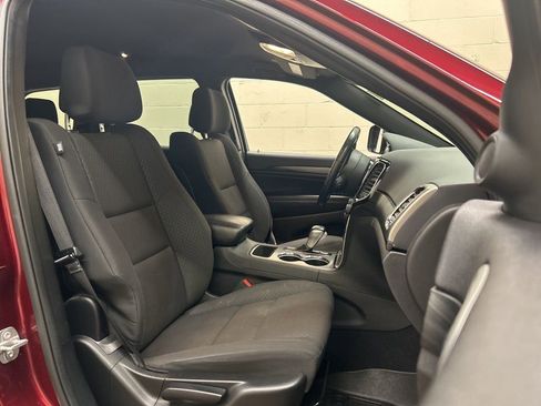 Used 2020 Jeep Grand Cherokee Laredo image 10