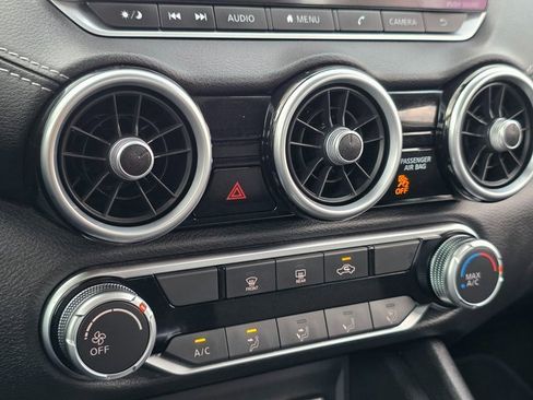 Used 2024 Nissan Sentra SV image 27