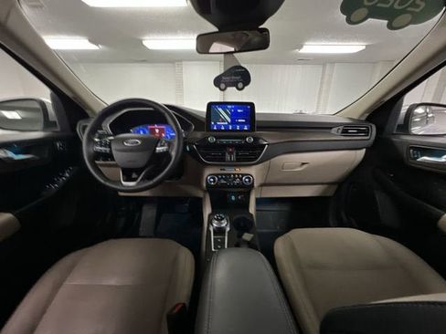 Used 2020 Ford Escape Titanium AWD/4WD image 21