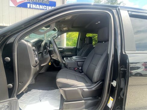 Used 2020 Chevrolet Silverado 1500 Custom Trail Boss w/ Custom Convenience Package AWD/4WD image 11
