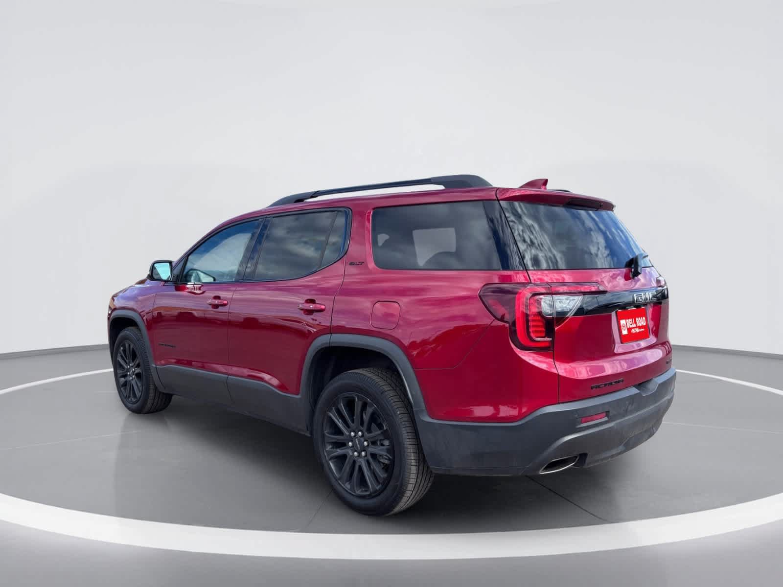 Used 2022 GMC Acadia SLT w/ Elevation Edition AWD/4WD image 4