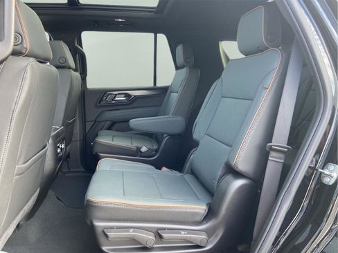 Used 2026 GMC Yukon AT4 w/ AT4 Premium Package AWD/4WD image 12