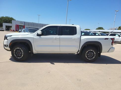 New 2026 Nissan Frontier PRO-4X w/ Pro Premium Package AWD/4WD image 8