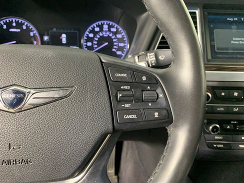 Used 2017 Genesis G80 3.8 AWD/4WD image 19