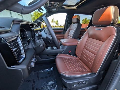 Used 2023 GMC Sierra 1500 Denali Ultimate AWD/4WD image 13