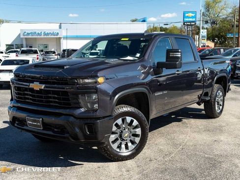 Used 2024 Chevrolet Silverado 2500 Custom w/ Custom Convenience Package image 1