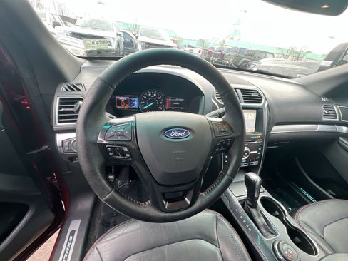 Used 2017 Ford Explorer Sport w/ Equipment Group 401A image 16