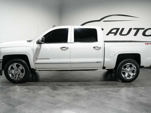 Used 2018 Chevrolet Silverado 1500 LTZ w/ Sport Package AWD/4WD image 3