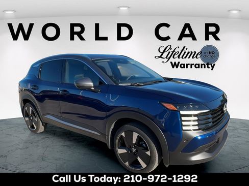 Used 2025 Nissan Kicks SR AWD/4WD image 1