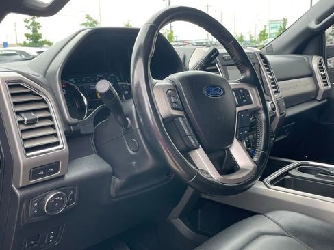 Used 2017 Ford F250 Platinum w/ Platinum Ultimate Package AWD/4WD image 9