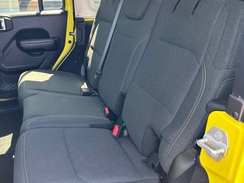 Used 2024 Jeep Wrangler Unlimited Sport AWD/4WD image 8