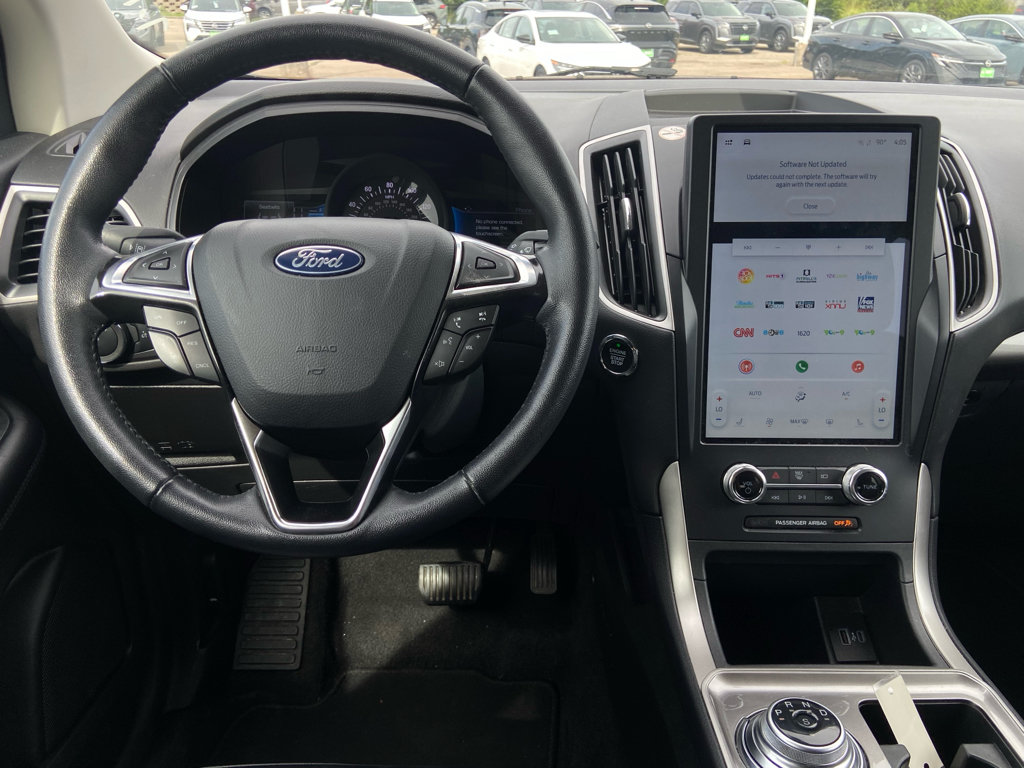 Used 2024 Ford Edge SEL AWD/4WD image 17