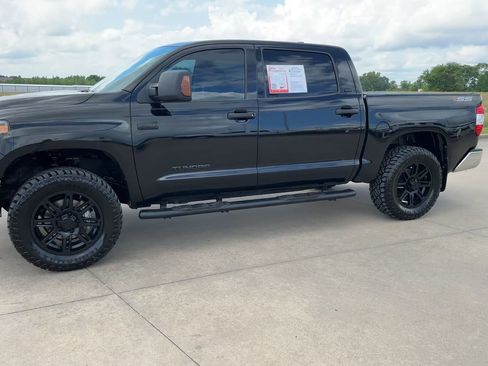 Used 2020 Toyota Tundra SR5 AWD/4WD image 3