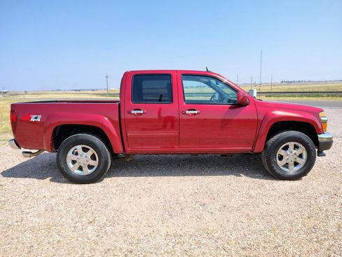 Used 2011 Chevrolet Colorado LT w/ LPO--Chrome Package AWD/4WD image 6