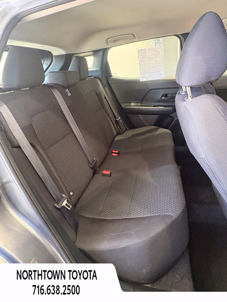 Used 2025 Nissan Kicks S AWD/4WD image 28