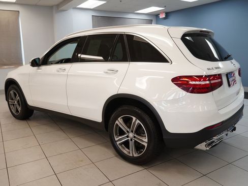 Used 2017 Mercedes-Benz GLC 300 4MATIC image 8