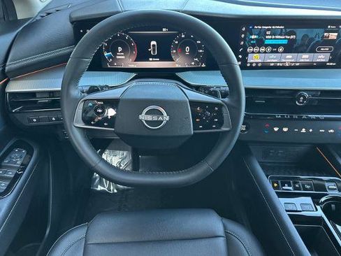 Certified 2025 Nissan Murano SL AWD/4WD image 17