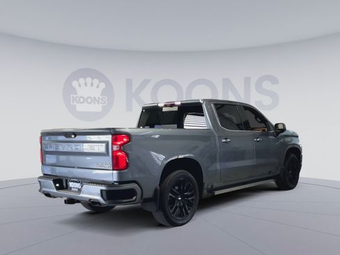 Used 2020 Chevrolet Silverado 1500 High Country w/ Technology Package AWD/4WD image 11