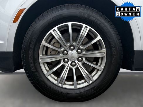 Used 2017 Cadillac XT5 Luxury w/ Driver Awareness Package image 10