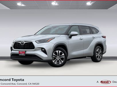 Used 2024 Toyota Highlander XLE