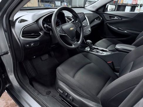 Used 2024 Chevrolet Malibu LT FWD image 17