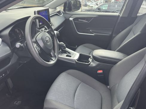 Certified 2024 Toyota RAV4 XLE AWD/4WD image 10