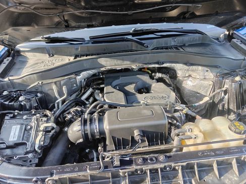 Used 2020 Ford Explorer XLT AWD/4WD image 11