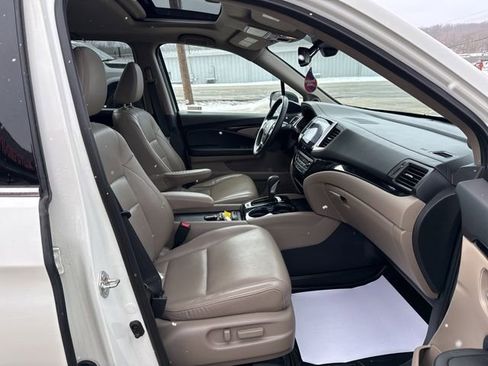 Used 2019 Honda Ridgeline RTL-E image 41