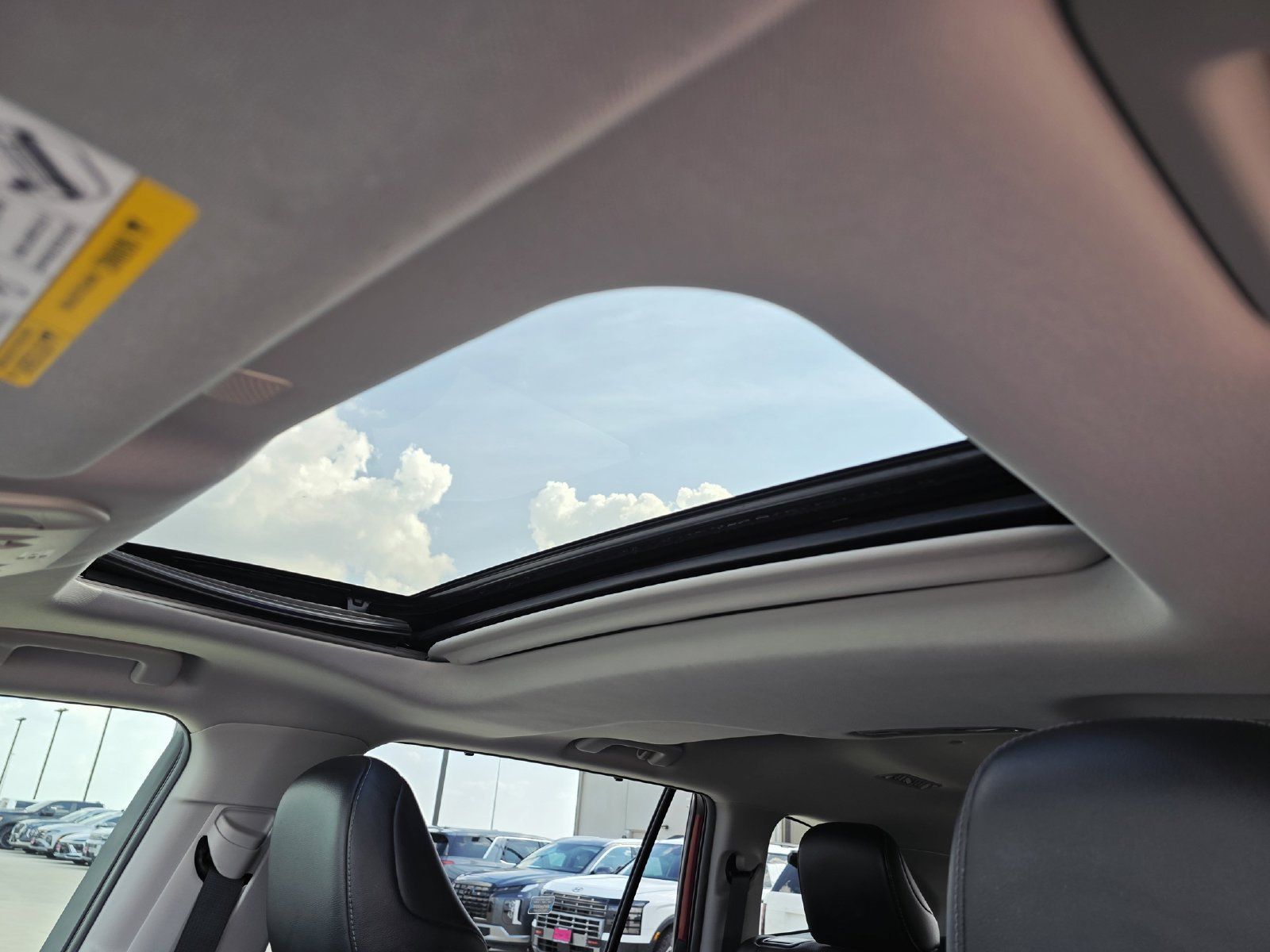 Used 2021 Toyota Highlander Limited FWD image 23