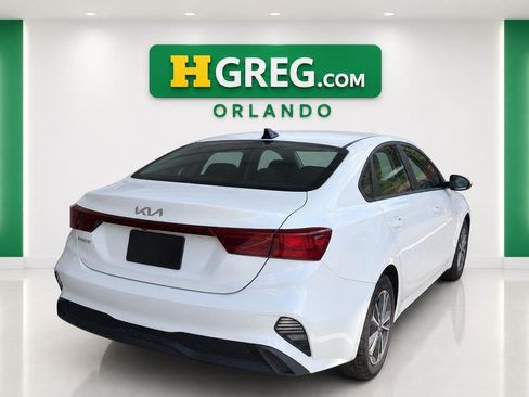 Used 2022 Kia Forte LXS FWD image 6