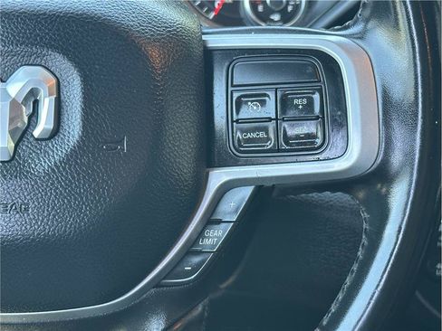 Used 2022 RAM 2500 Big Horn w/ Level 1 Equipment Group AWD/4WD image 23